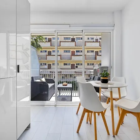 Apartment Beachfront With Terrace *